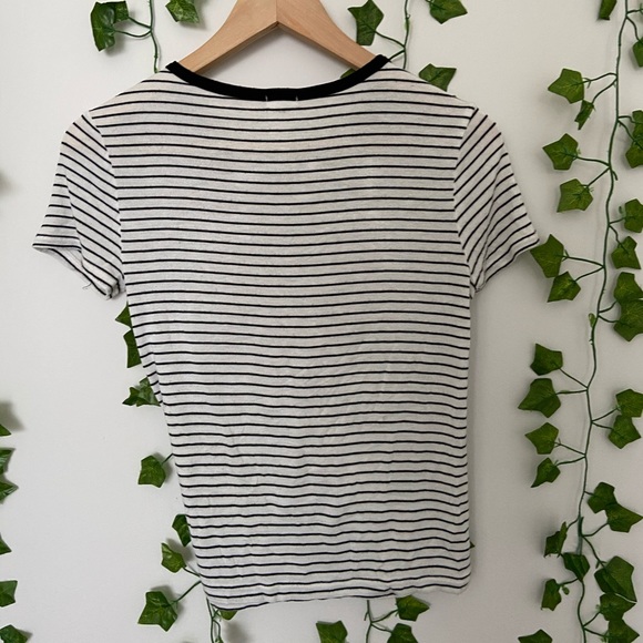 Striped black and white cropped tee - Picture 3 of 3